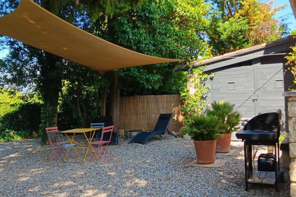Gite Cosy Au Coeur Du Luberon Lagnes Exterior photo